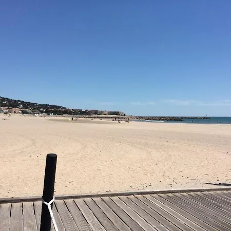 4 Pers, Piscine, Parking, Climatisation En Bord De Mer - Fr-1-338-508 *