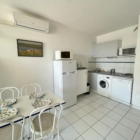 Pour 4 En Bord De à Avec Parking Privatif - Fr-1-338-508 Appartamento Sète