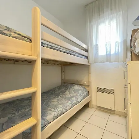 Pour 4 En Bord De à Avec Parking Privatif - Fr-1-338-508 * Sète